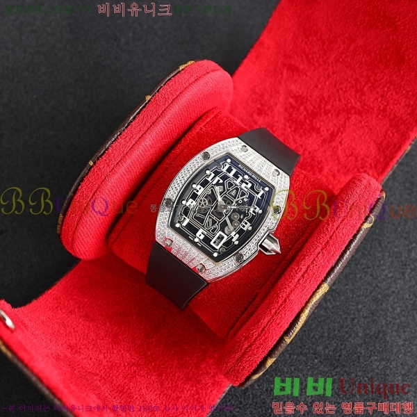 ������ �� RM67-01 �ð� EYT28122-5