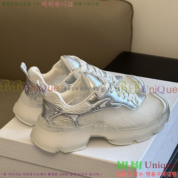 ��� ���̺� ����Ŀ�� �ǹ� 39D243133-3 (�迬�� ����)