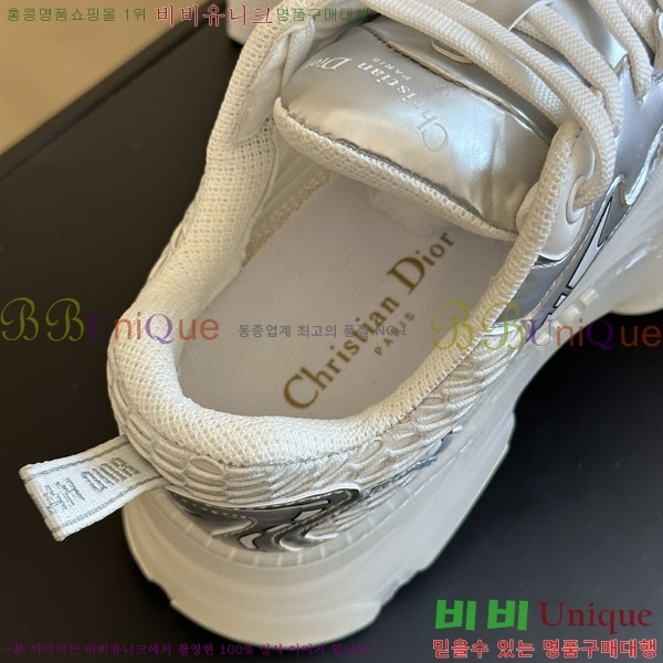 ��� ���̺� ����Ŀ�� �ǹ� 39D243133-3 (�迬�� ����)