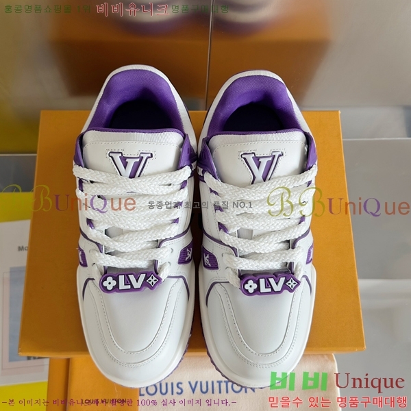 ���̺��� LV Ʈ���̳� �ƽ� ����Ŀ�� 48L24411-1