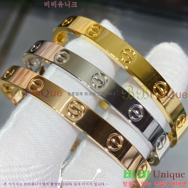 �������� ��쿡 LOVE �극�̽��� �̵�� CR3000045-1