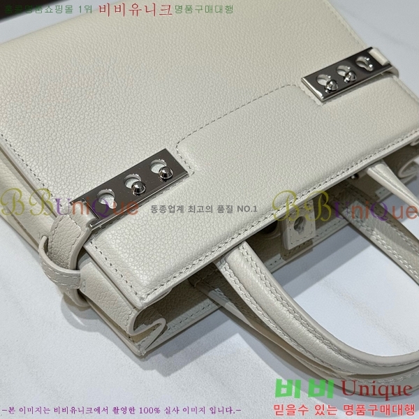 #���� ����Ʈ ũ���� ��Ʈ�� 1680125-101