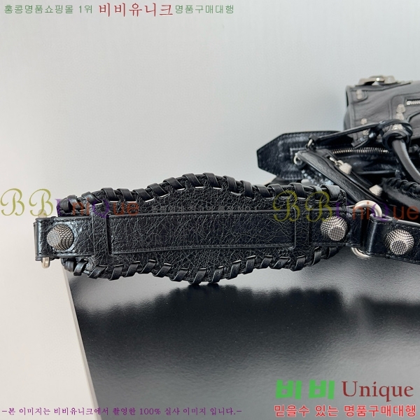 #�߷��þư� �׿� ī�� ����� XS �� 700940-201