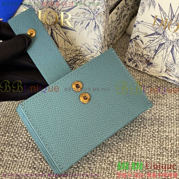 #��� 30 ������ 5 ���� ī�� ���� S2058-105