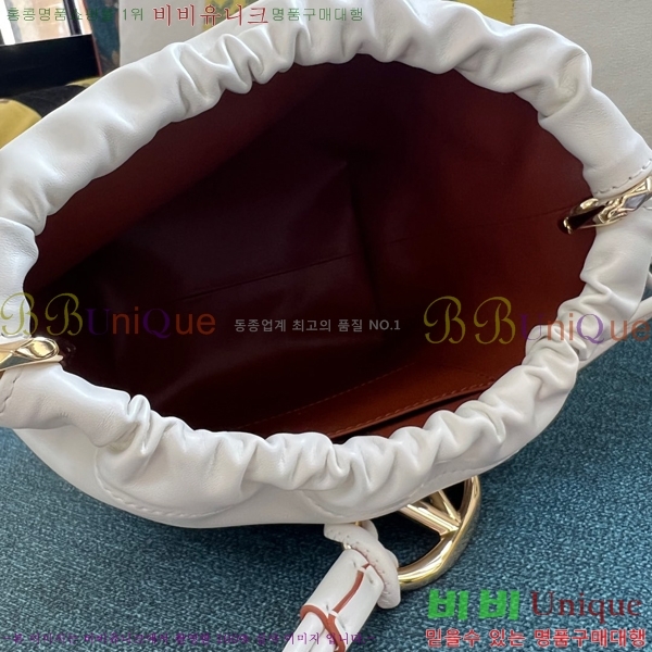 #�߷�Ƽ�� ����ٴ� ���̷ΰ� �̴� Ǫ�� ��Ŷ�� 20877-2