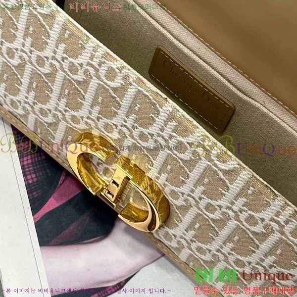 #��� 30 ������ �̽�Ʈ ����Ʈ ü�� �� M9334-305