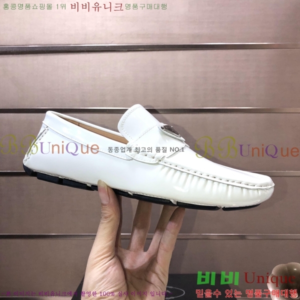 ���� ����� ���� P571868-4