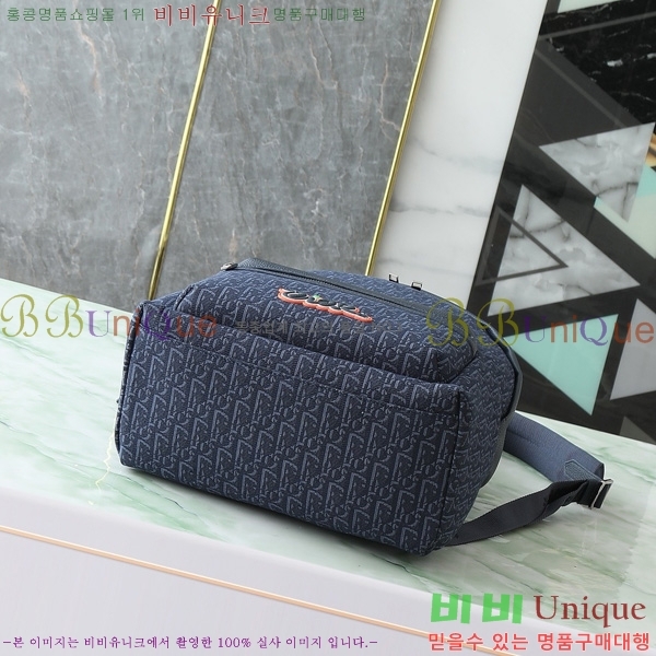 #��� ���̴� 2.0 KAWS ���� ���� 1ESBA199-301