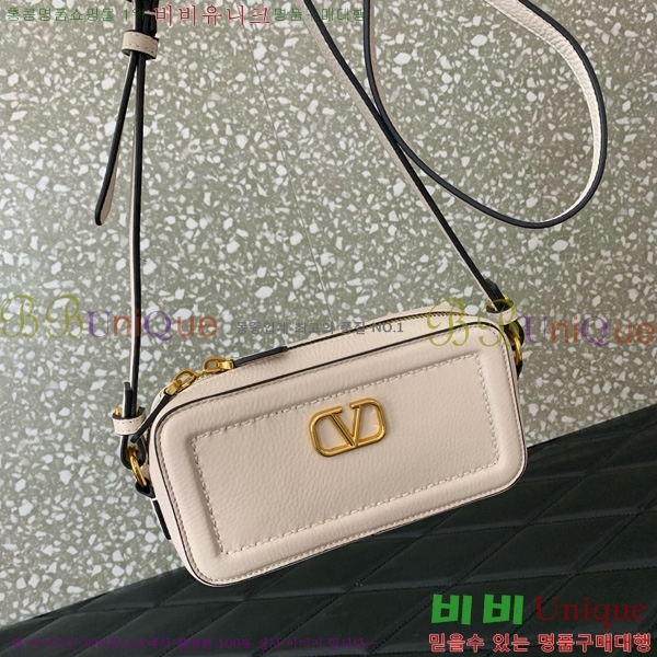 #�߷�Ƽ�� ����ٴ� ũ�ν��� 6205-101