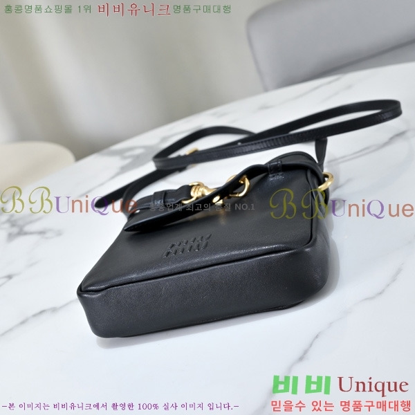 #�̿�̿� ���� �ƹ�ٸ� ��Ʈ�� �Ŀ�ġ 5NR461-103
