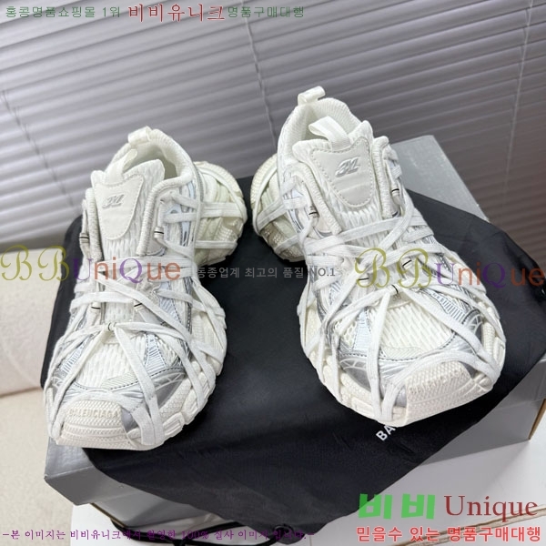 �߷��þư� 3XL Ʈ���̳� ����Ŀ�� BLA356602-7