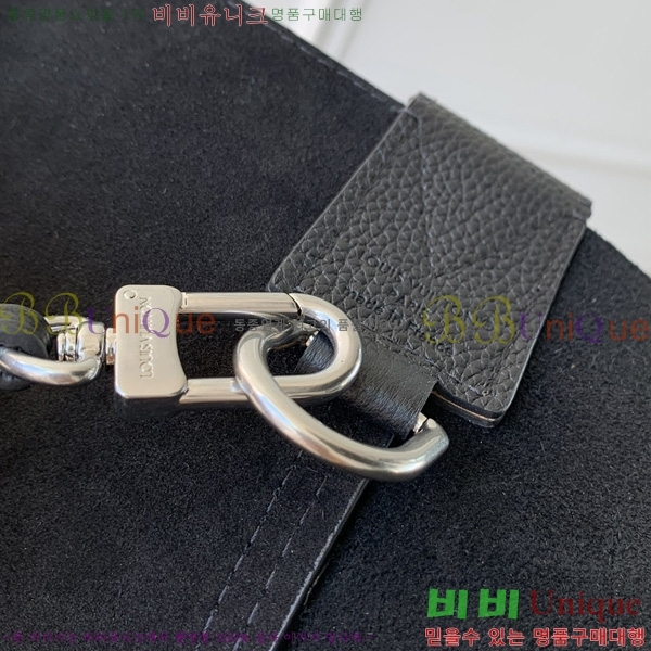 #���̺��� ������ ȣ�� M27022-101