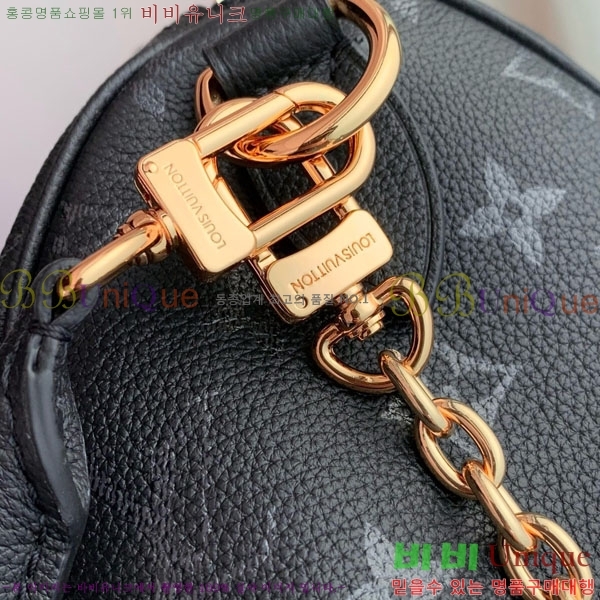 #���̺��� ���ǵ� �ݵѸ��� 25 M26486-101