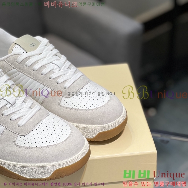 ���� �߷�Ƽ�� ����Ŀ�� VA08443-1