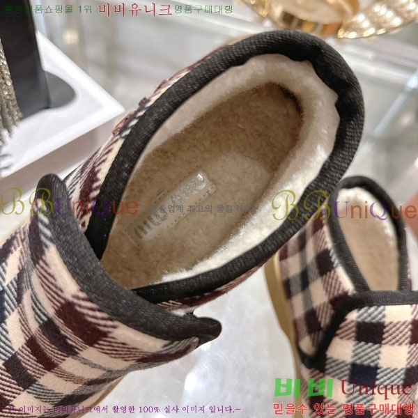 ���� �̿�̿� ���� 32MU902385-2