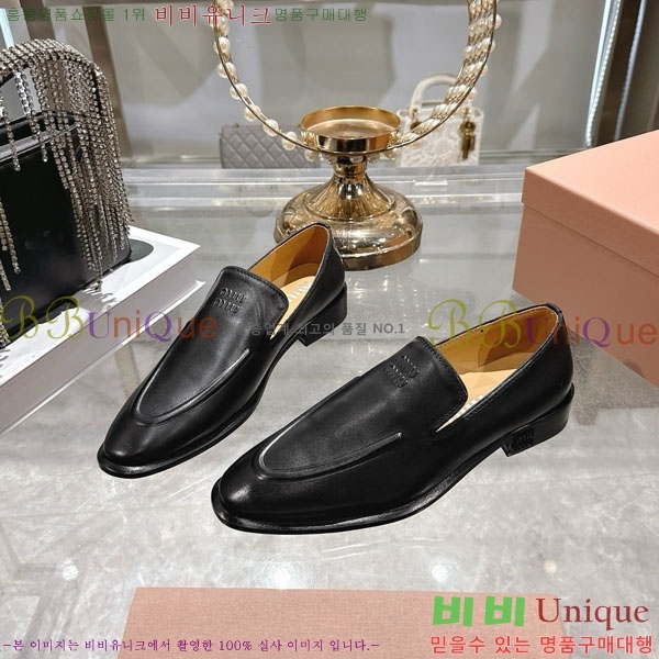 ���� �̿�̿� ���� 32MU902400-2