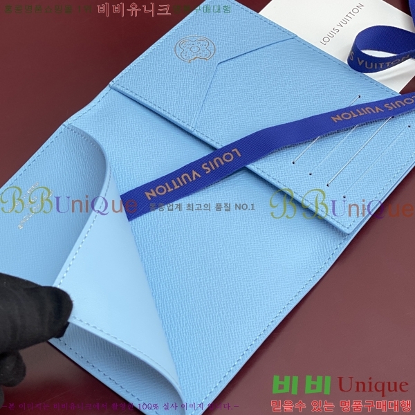 #���̺��� �н���Ʈ Ŀ�� M28281-101