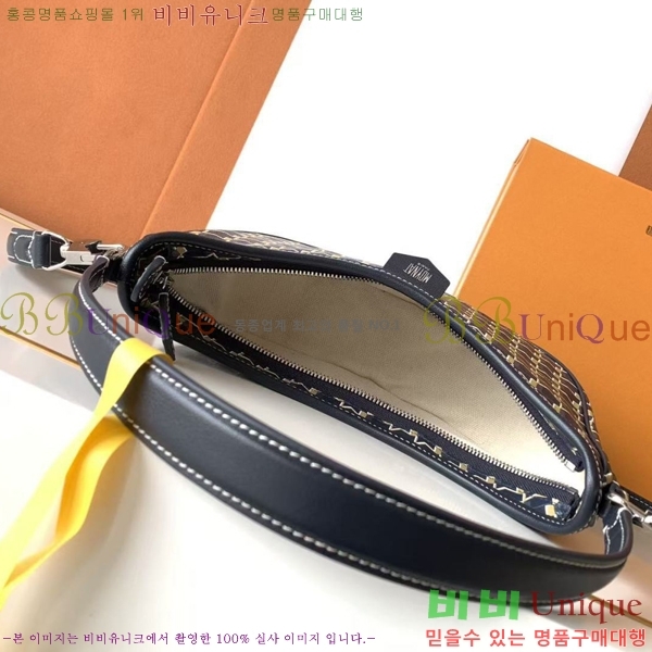 #���̳� ȣ���� M8219-5