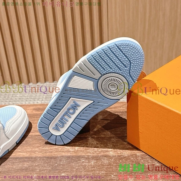 �������� LV Ʈ���̳� ����Ŀ�� LV5116602-8