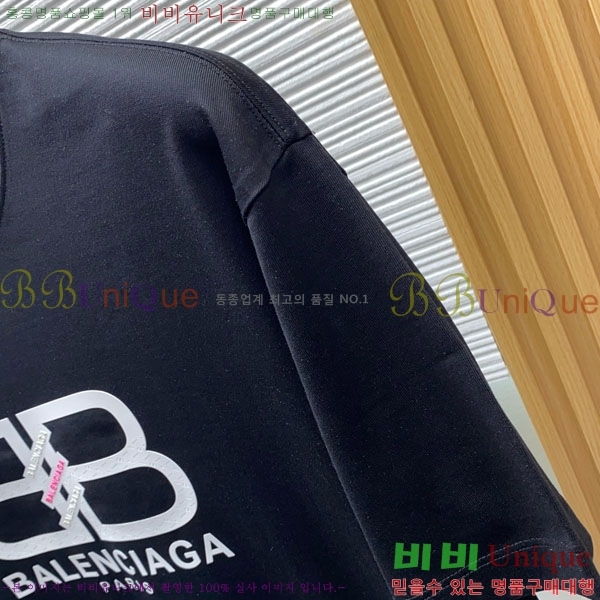 ���� �߷��þư� ���� Ƽ���� BA272634-1