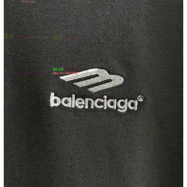 ���� �߷��þư� ������ �ĵ����� BA282364