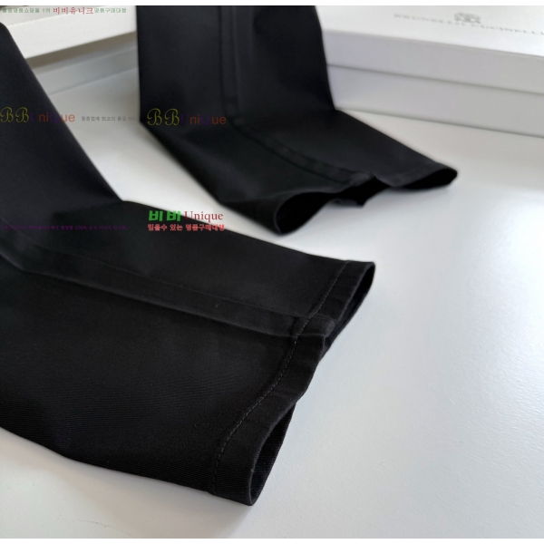���� ���ڷ� ��ġ�ڸ� ���� BC437659-2