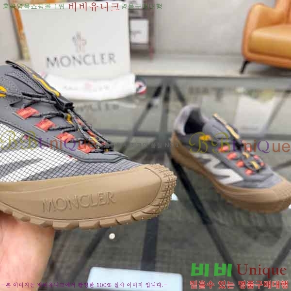 ���� ��**�� ����Ŀ�� 2M558032-3