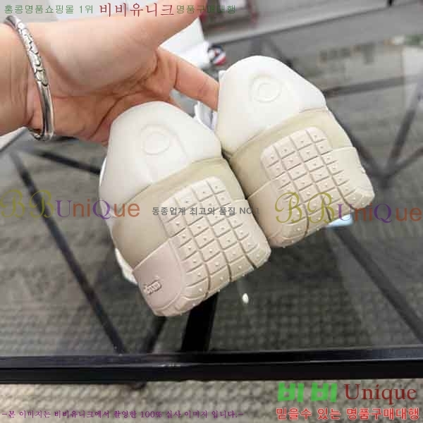 ���� ��**�� ����Ŀ�� 2M558032-4