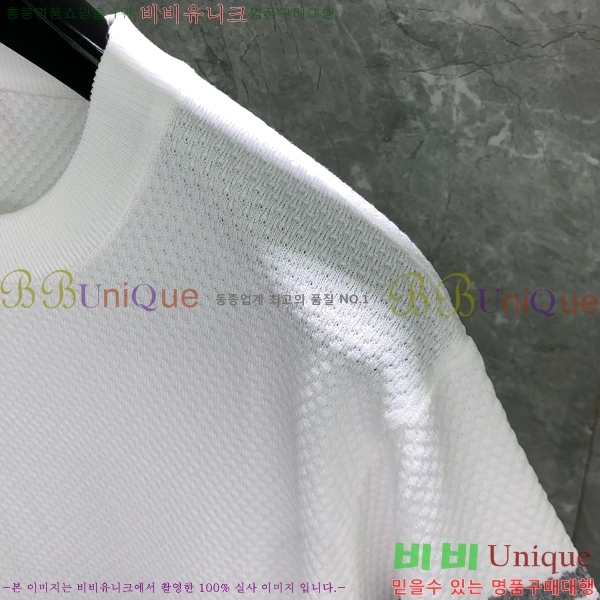 ���� ����� ���� Ƽ���� TB971639-4