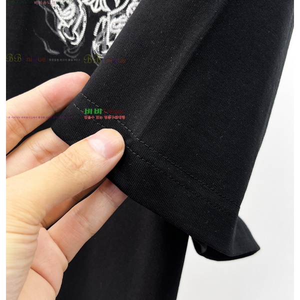 ���� ũ������ ���� Ƽ���� CH628810-7