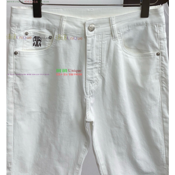 ���� ���ڷ� ��ġ�ڸ� û���� BC247563-2