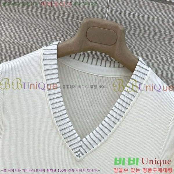 ���� ���ڷ� ��ġ�ڸ� ������ ���� Ƽ���� BC334507-13