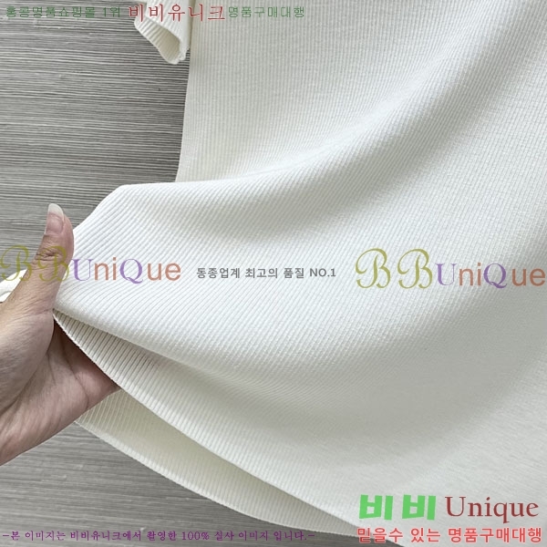 ���� ���ڷ� ��ġ�ڸ� ������ ���� Ƽ���� BC334507-13
