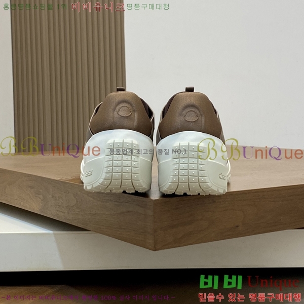 ���� ��**�� ����Ŀ�� M66424-3