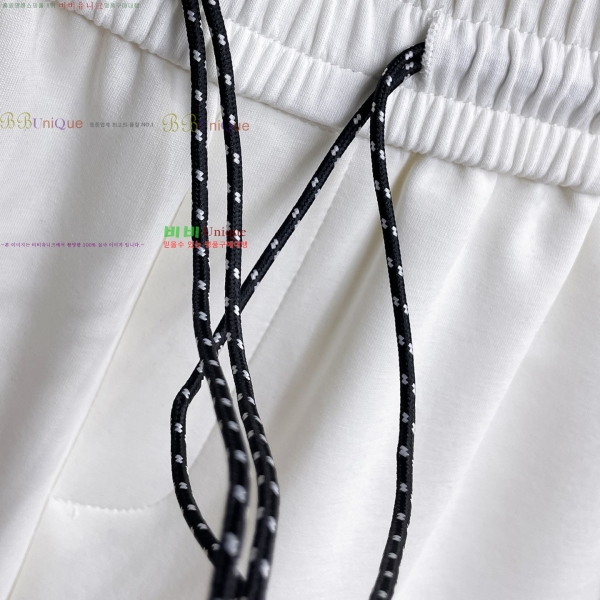 ���� ����*�� ĳ�־� �ݹ��� 18LV265161-5