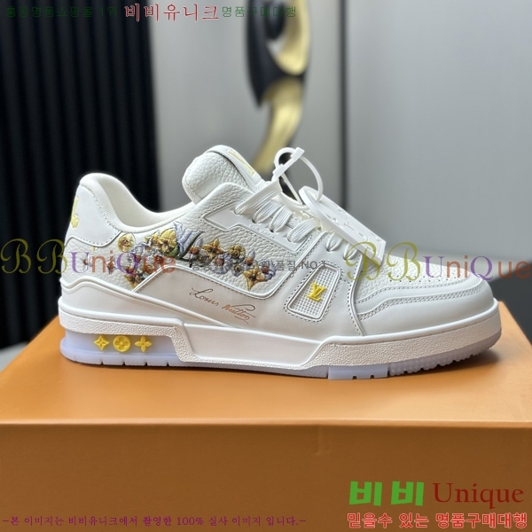  ����*�� Ʈ���̳� ����Ŀ�� �������� L6100222-8