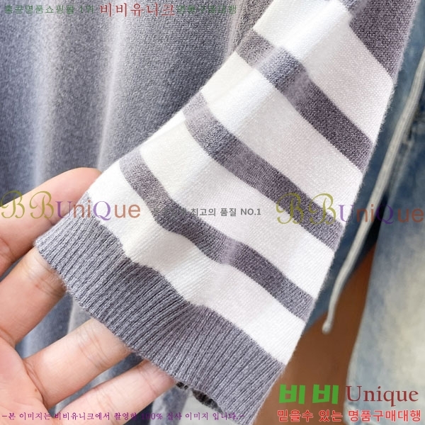 ���� ����� ī�� ���� Ƽ���� TB977149-3