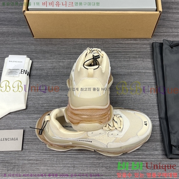 �߷��þư� Triple S ����Ŀ�� �������� BLA122508-7