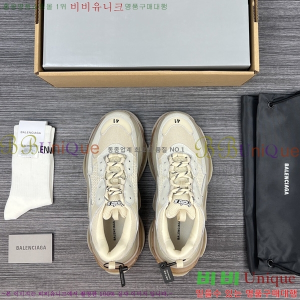 �߷��þư� Triple S ����Ŀ�� �������� BLA122508-7