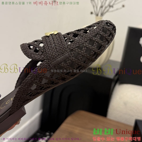 ���� ��* �� ���� 32HC26642-4