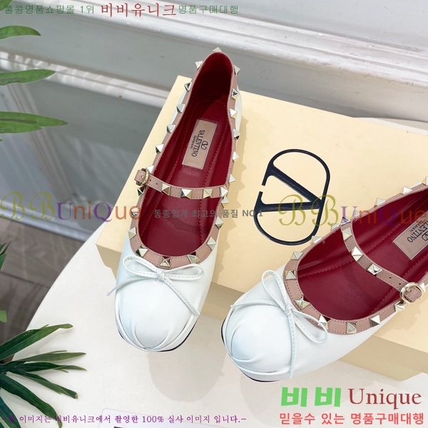 ���� �߷�*�� ROCKSTUD �÷����� 3VT69902-2
