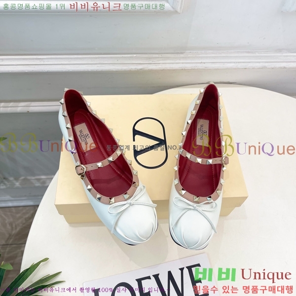 ���� �߷�*�� ROCKSTUD �÷����� 3VT69902-2