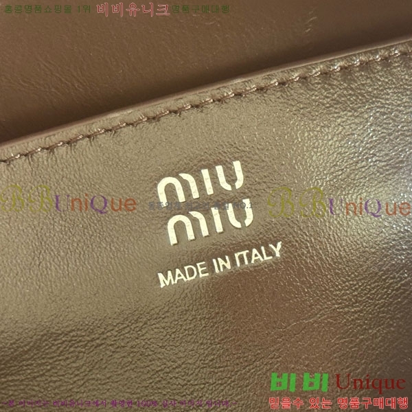 #�̿�̿� ���̴� ���� �ڵ�� 5BA336-601