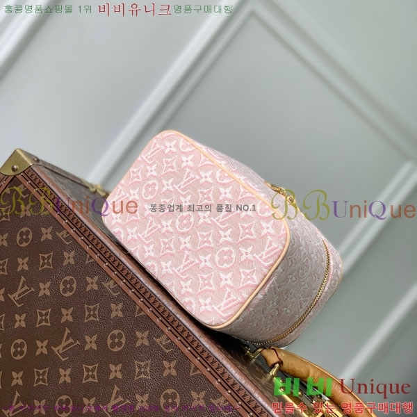 #����*�� �Ͻ� �̴� ����Ƽ ���̽� M29667-101