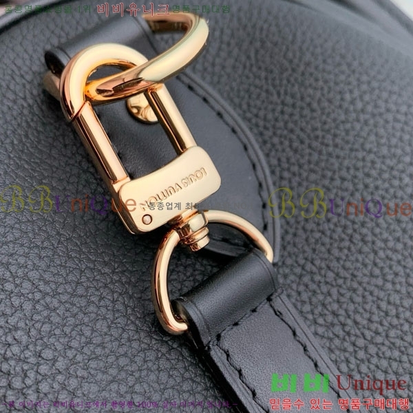 #����*�� ��ī�� ���ǵ� M30327-103