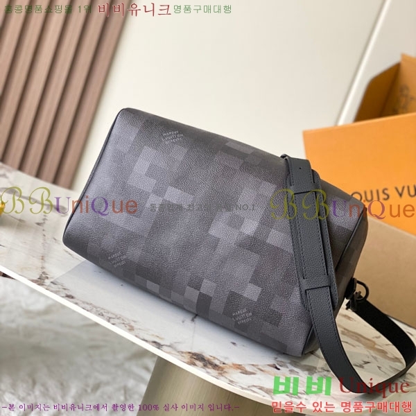 #����*�� ���ǵ� 30 �ݵѸ��� M28977-300