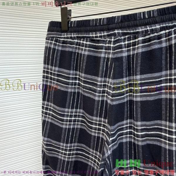 ���� ũ������ ���´� �ݹ��� 25CH267211-5-1