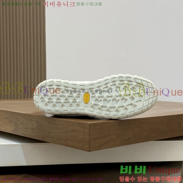 ���� ��**�� ����Ŀ�� M5970221-6