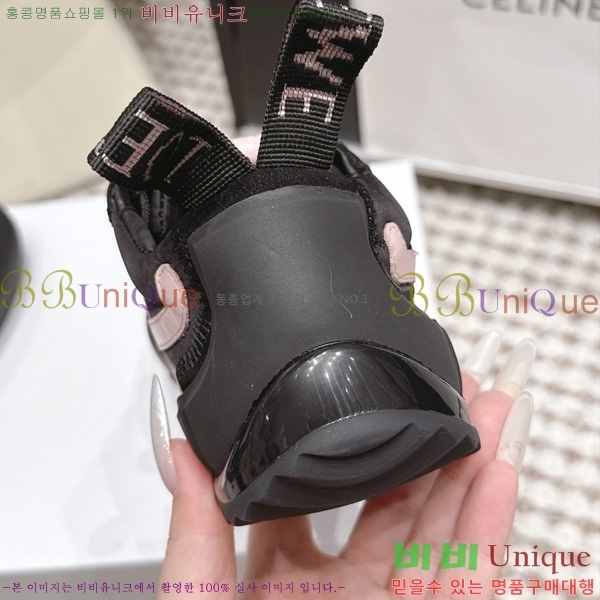 �������� �ο��� ����Ŀ�� LED668873-4