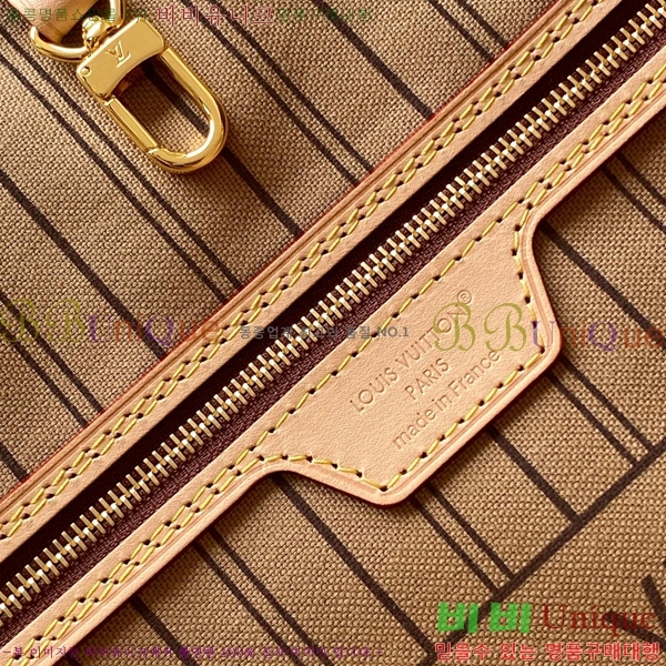 #����*�� Neverfull �׹�Ǯ P01926-101